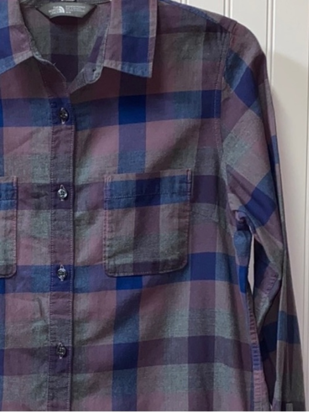 North Face Purple Plaid Button Up Shirt M